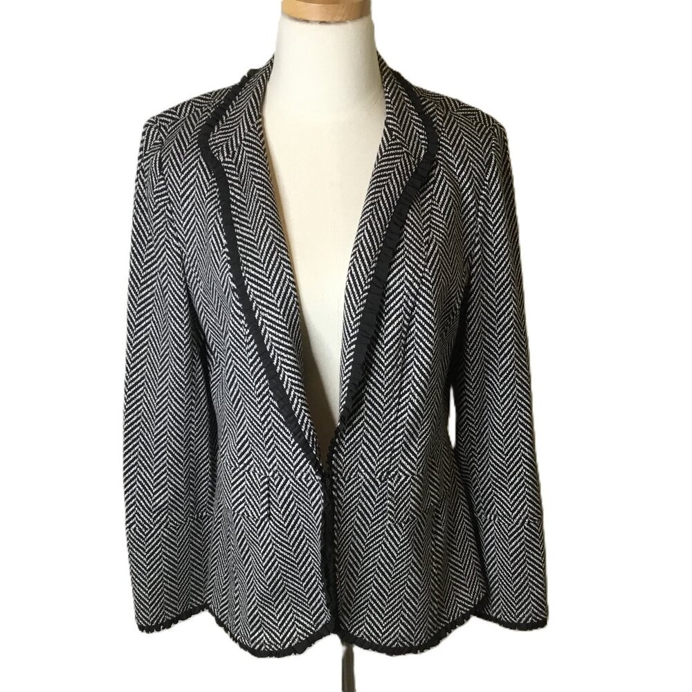 Vintage Chico Black and White Blazer Flap‎ Pockets Size 1
